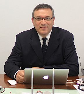 Op. Dr. Nikola AZAR